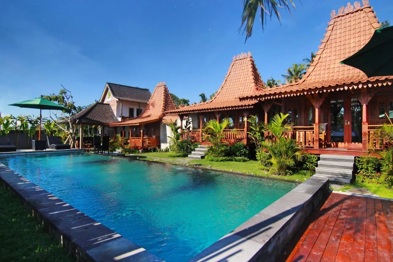 Romantic Deluxe 0Ne Bedroom Wooden Villa 2 Ubud  Indonesia