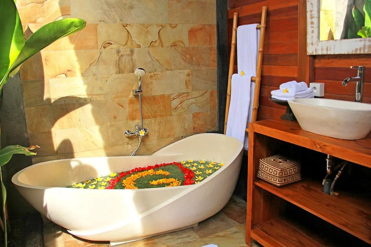 Bed & Breakfast Romantic Deluxe 0Ne Bedroom Wooden Villa 2 Ubud