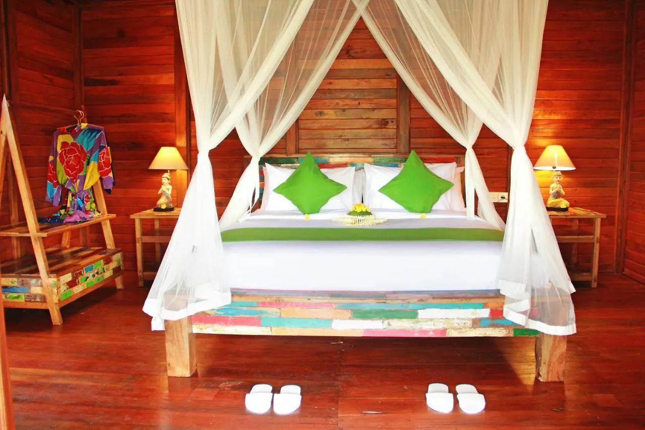 Romantic Deluxe 0Ne Bedroom Wooden Villa 2 Ubud  Bed & Breakfast Ubud (Bali)