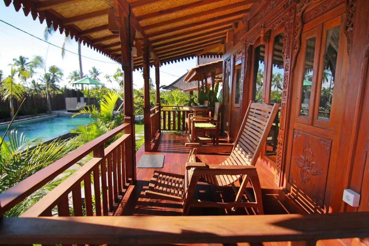 Romantic Deluxe 0Ne Bedroom Wooden Villa 2 Ubud