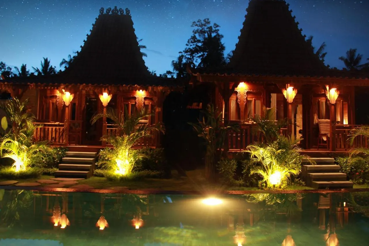 Bed & Breakfast Romantic Deluxe 0Ne Bedroom Wooden Villa 2 Ubud