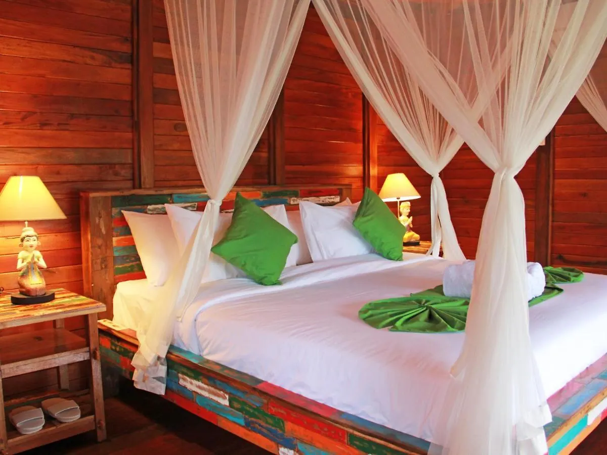 Romantic Deluxe 0Ne Bedroom Wooden Villa 2 Ubud  Bed & Breakfast Ubud (Bali)