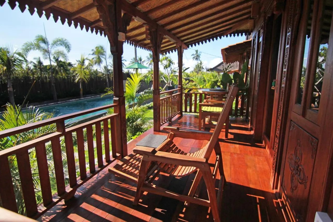 Romantic Deluxe 0Ne Bedroom Wooden Villa 2 Ubud